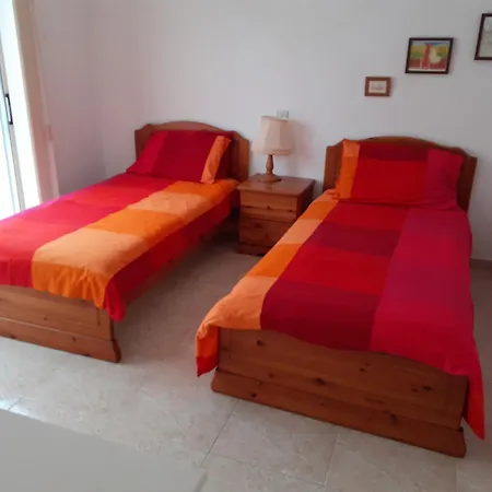 Iremia, A Peaceful 2-bed With Pool, Beneath Our Private דירה פאהיה